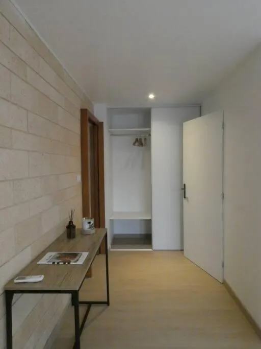 Manava Apartment Claveyson 0*,